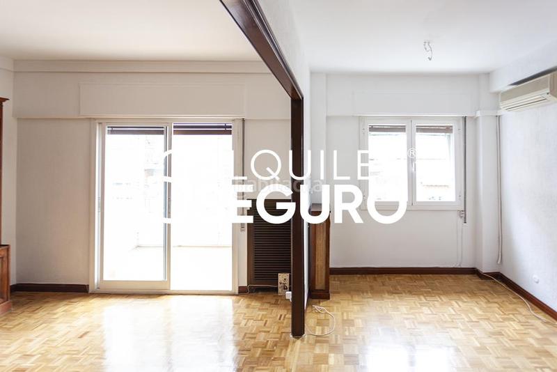 Foto 8fe74053-031d-4016-8343-67b800e5e22c. Rent flat with heating in Castillejos-Cuzco Madrid