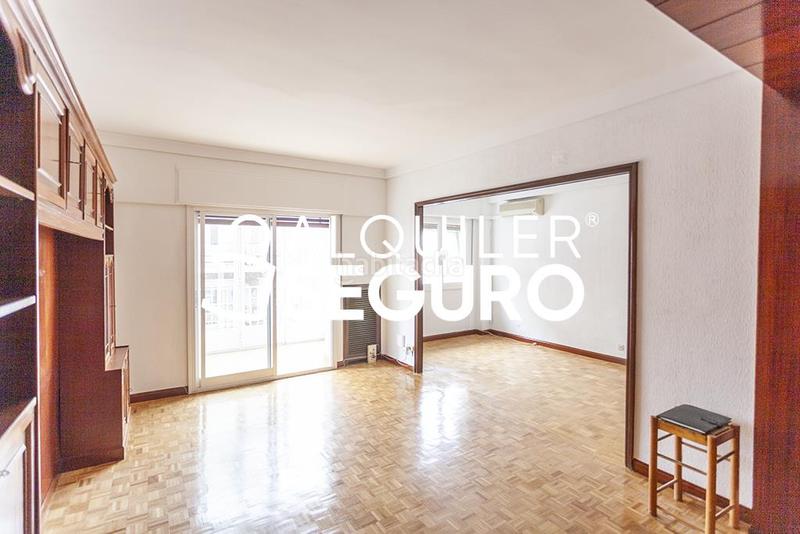Foto 904e07c9-68d7-4123-8df9-c30dc25d4522. Rent flat with heating in Castillejos-Cuzco Madrid