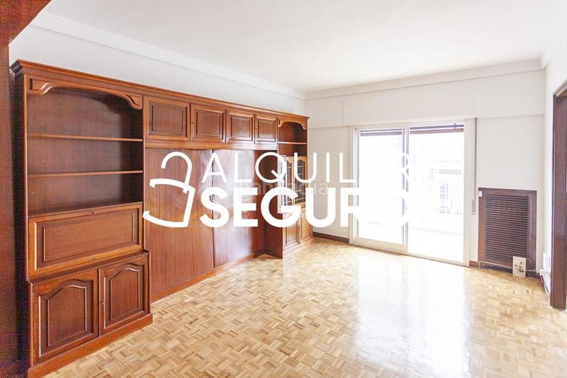 Foto 9ce6757b-219f-4d96-8473-7e6f092eeb4c. Rent flat with heating in Castillejos-Cuzco Madrid