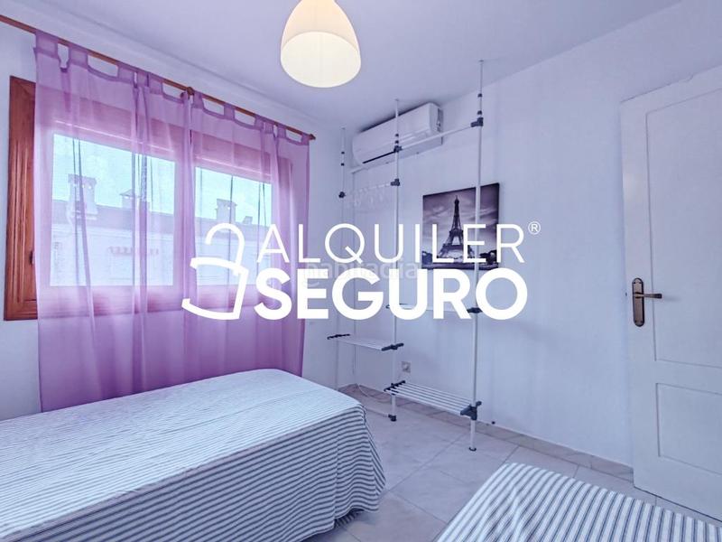 Foto dc76f190-a68e-41c0-9d01-8e43af0bde53. Rent flat with parking in Playa Tamarit-Playa Lissa Santa Pola