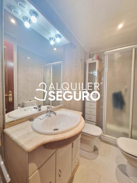 Foto 4817069e-88ec-45b3-8bed-bcda3d37e08f. Affitto appartamento con riscaldamento parcheggio piscina in Madrid