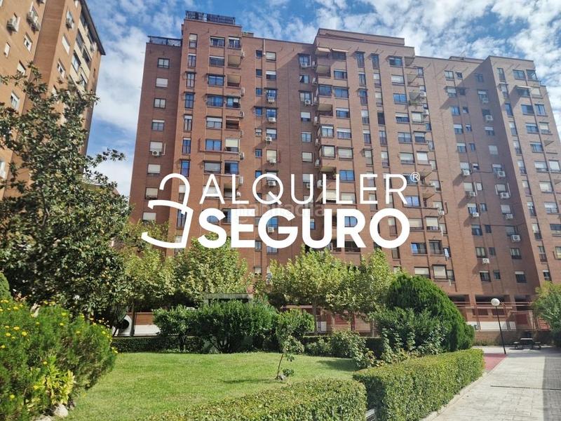 Foto 75a28c25-583b-431f-ba0c-f715de39dd36. Affitto appartamento con riscaldamento parcheggio piscina in Madrid