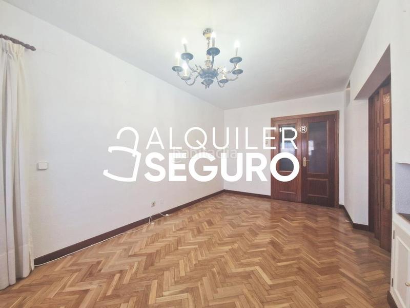 Foto 2bff4a2a-d873-468e-877c-2bc410924a05. Alquiler piso  c antonio cumella en Los Berrocales Madrid