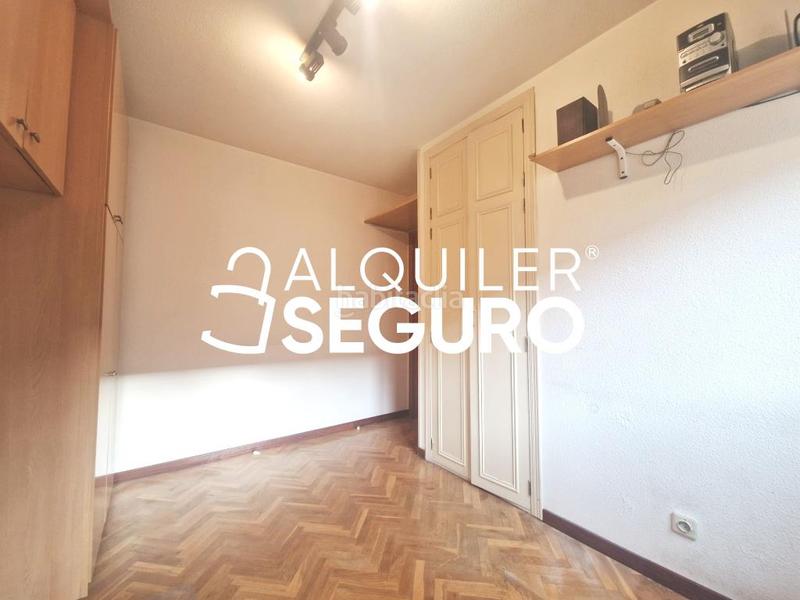 Foto a879f59f-8b8b-4d2d-95b4-bd25caa52446. Alquiler piso  c antonio cumella en Los Berrocales Madrid