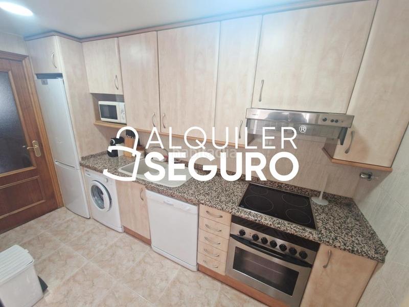 Foto 43cb9920-1a9c-43cc-a699-ed058dfb97a3. Rent flat with heating parking pool in Los Berrocales Madrid