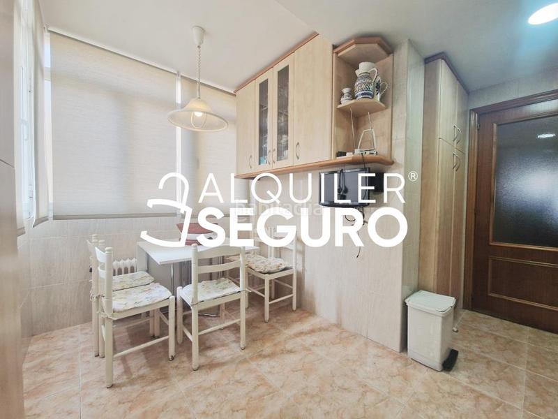 Foto 8c8d4b92-208d-444b-ac29-aef1e6ad90aa. Rent flat with heating parking pool in Los Berrocales Madrid