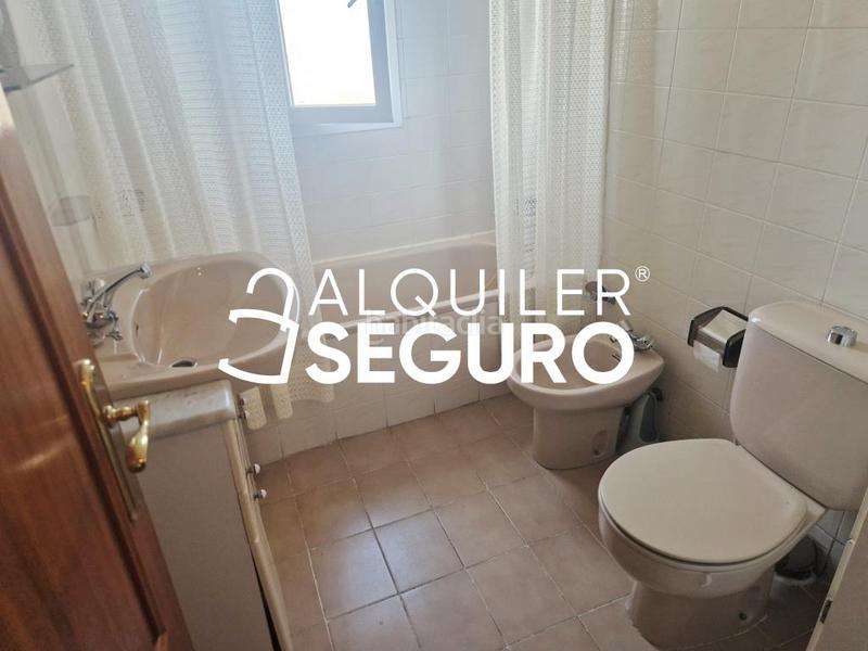 Foto b30d15c9-2a50-4f63-91af-c874a4868878. Rent flat with heating parking pool in Los Berrocales Madrid