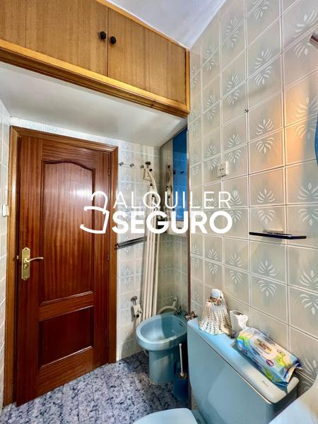 Foto 14bf9fdf-e4bc-4f45-8c16-94d7c95e4b98. Location appartement avec chauffage dans Tres Olivos-Valverde Madrid