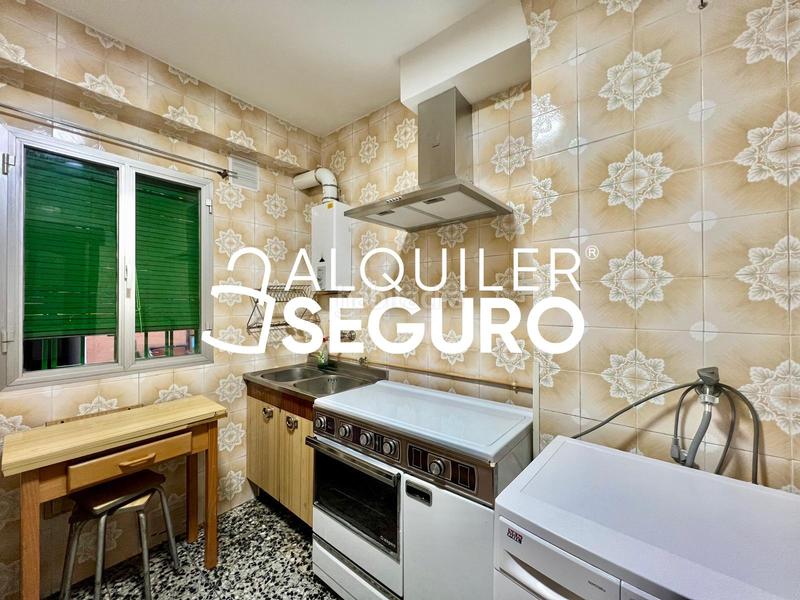 Foto efb3804b-3d03-4106-b3d7-e08c2687d738. Location appartement avec chauffage dans Tres Olivos-Valverde Madrid