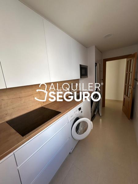 Foto 1b5063d9-7522-489f-b1f2-bef56c8fd103. Miete etagenwohnung mit parking in San Cayetano Churriana de la Vega