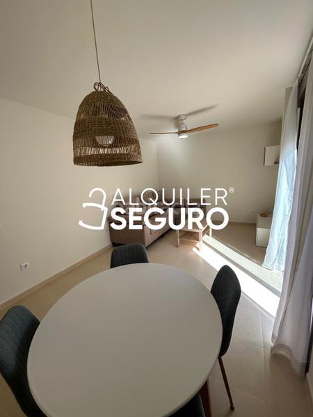 Foto 5b64830e-2e4d-43d6-9521-7b29534145f0. Miete etagenwohnung mit parking in San Cayetano Churriana de la Vega