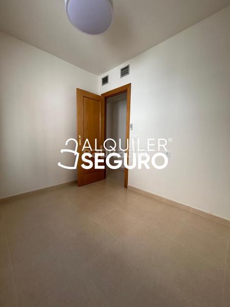 Foto df07deae-9940-4787-bc82-0df3ad8c074d. Miete etagenwohnung mit parking in San Cayetano Churriana de la Vega