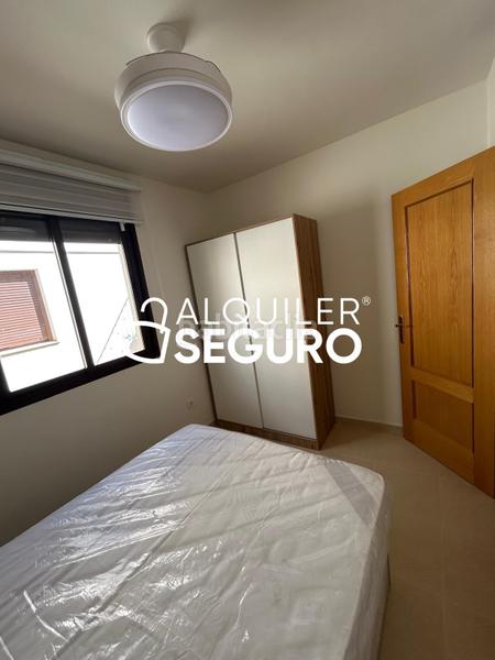 Foto 8077a3ab-917f-489c-8e87-261828bd27b0. Rent flat with parking in San Cayetano Churriana de la Vega