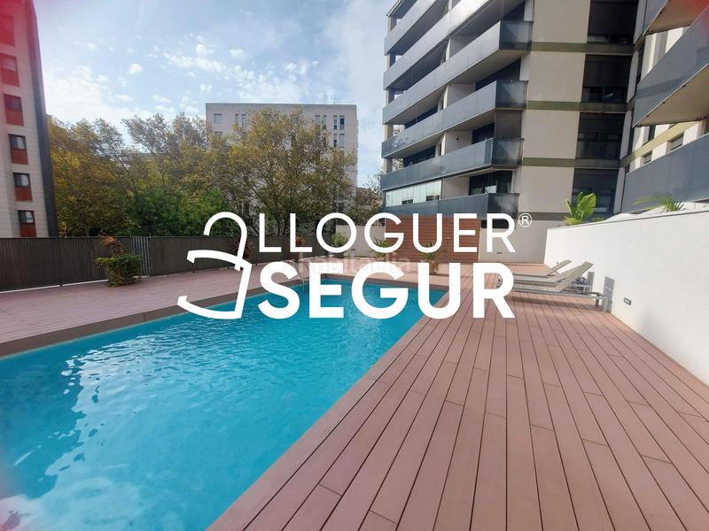 Foto dd21f4fc-9d67-4a1a-be4f-6528f0f819b8. Affitto appartamento con riscaldamento piscina in Barcelona