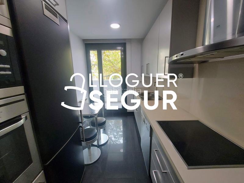 Foto dad165ce-0881-4cf7-ad49-b1dd8fd58679. Lloguer pis amb calefacció piscina a Diagonal Mar i el Front Marítim del Poblenou Barcelona