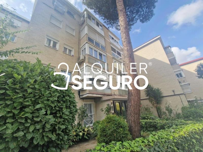 Foto a8590503-e5e8-49ce-b140-2d35de1185ca. Alquiler piso  c del corregidor diego cabeza de vaca en Madrid