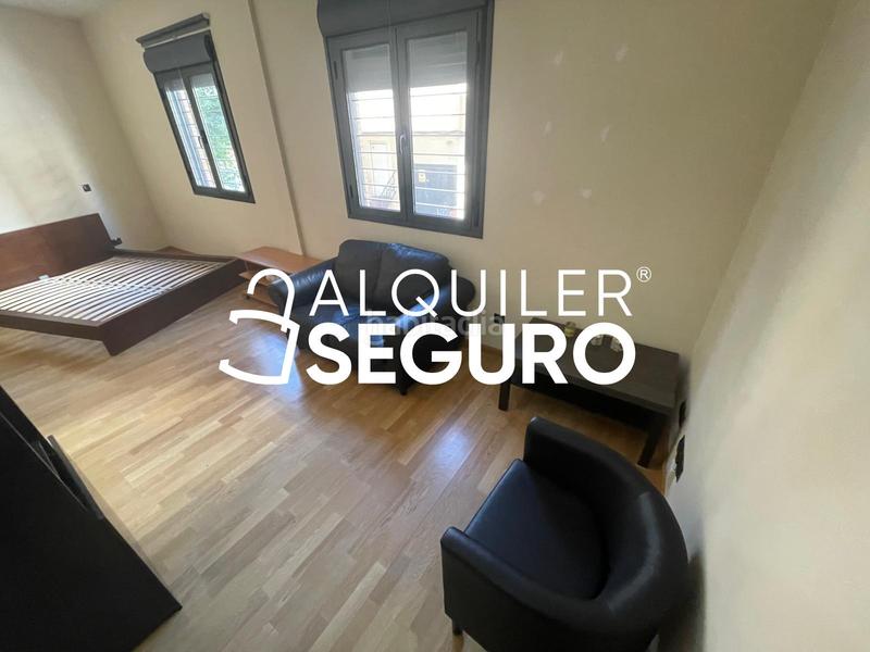 Foto ab41d011-cb3b-4b9f-bdda-4a99653fc796. Lloguer estudi amb calefacció aparcament a Centro Alcobendas