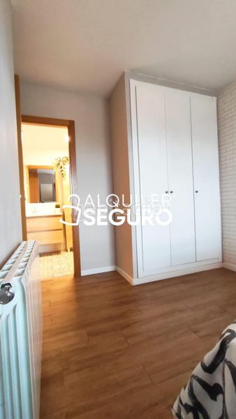 Foto dc154f04-8bc9-46eb-9047-f768e4387705. Miete etagenwohnung mit parking in Núcleo Urbano Pobla de Vallbona (la)