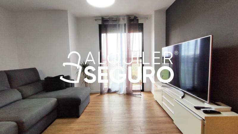 Foto e9ca1d57-74e1-4ed1-91f0-4f838c07ac74. Rent flat with parking in Núcleo Urbano Pobla de Vallbona (la)