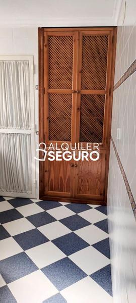 Foto 3825cdb7-0640-4697-b142-ce9ed14e22f2. Miete etagenwohnung mit parking in Centro-Calzada-Cabo Noval Sanlúcar de Barrameda