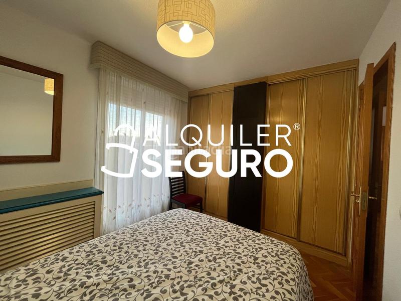 Foto 0a3d1d78-e7b5-407b-a632-2035dd638265. Location attique avec chauffage dans Villaverde Alto Madrid