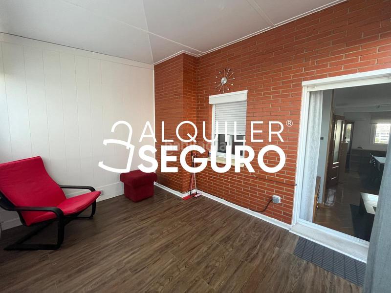 Foto 9e29025f-9c0e-4e0a-9f0b-72f13f16b674. Location attique avec chauffage dans Villaverde Alto Madrid