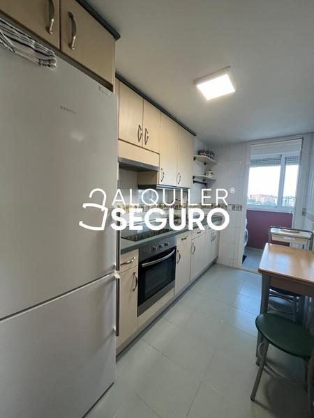 Foto df809b18-2351-4a07-9251-6ae03e772ef3. Location attique avec chauffage dans Villaverde Alto Madrid