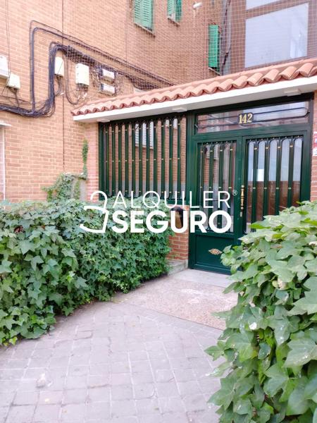 Foto 0a657155-01ba-4d8a-a997-a44bd8615e5c. Alquiler piso  av. de moratalaz en Vinateros Madrid