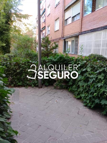 Foto 2d16ae73-90e5-491a-8255-9e838fe78adf. Alquiler piso  av. de moratalaz en Vinateros Madrid
