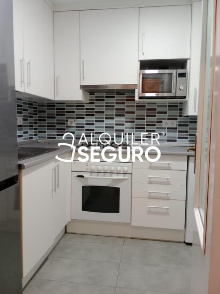 Foto 558542e4-9a5c-4944-aa1c-5bf4a81c9534. Alquiler piso  av. de moratalaz en Vinateros Madrid
