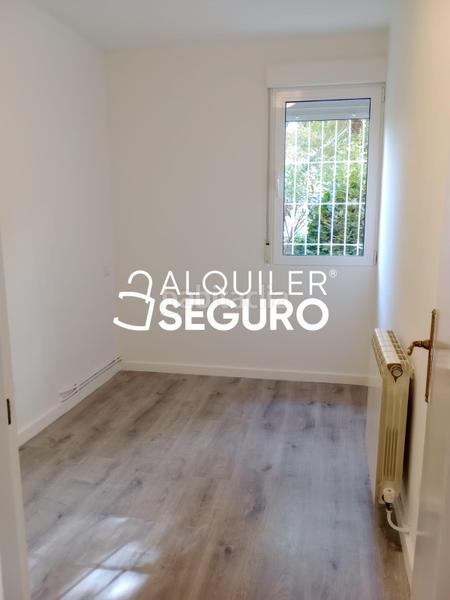 Foto 6247d866-eb55-42de-bd1a-be9baa820e5d. Alquiler piso  av. de moratalaz en Vinateros Madrid