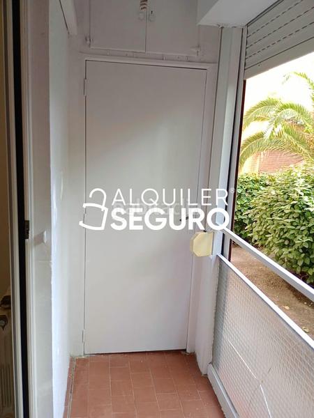 Foto 6d6201fb-41f9-49b4-aefe-1c38a4028a0e. Alquiler piso  av. de moratalaz en Vinateros Madrid