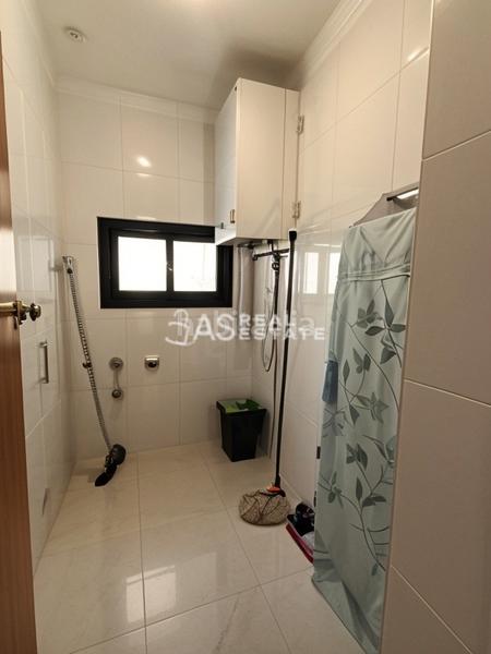 Foto 47e29243-a0e4-412e-91ed-c99c6c3944f2. Àtic amb aparcament a Campello Pueblo Campello (el)