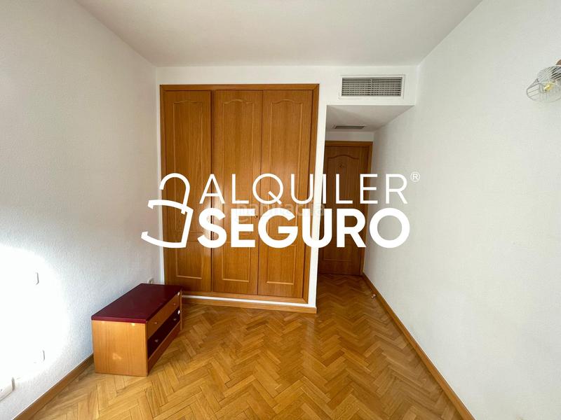 Foto 6b77ece3-2560-45a8-a403-93838bd27f3a. Alquiler piso  c de sepúlveda en Casa de Campo Madrid