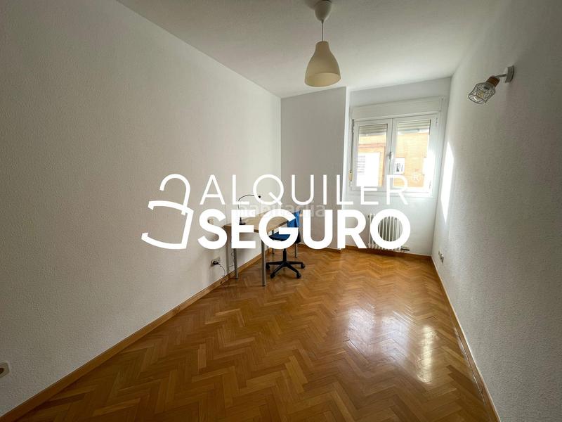 Foto b71c2894-815c-43f8-b8e3-eb490aca90b9. Location appartement avec chauffage parking piscine dans Madrid