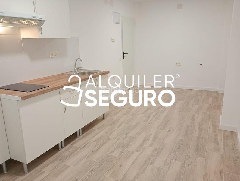 Foto dfb85398-35fa-467c-a0be-f1ffa6376458. Miete etagenwohnung in El Molinillo - Capuchinos Málaga