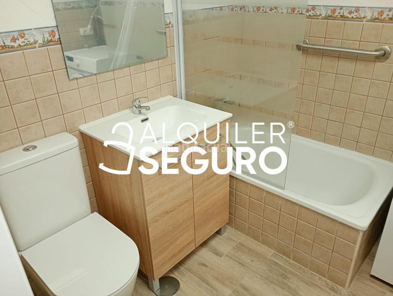 Foto 7733fd88-34a5-4d0b-933b-5d029c9e9e8e. Rent flat in El Molinillo - Capuchinos Málaga