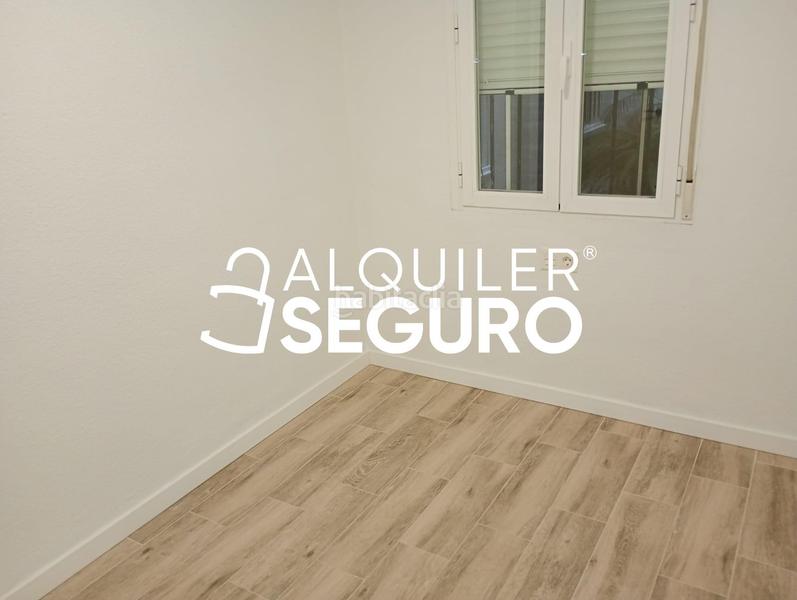 Foto ac746396-9c45-4c3a-879e-e513117ff35f. Rent flat in El Molinillo - Capuchinos Málaga