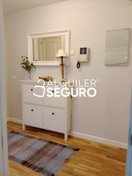 Foto 485a8e79-47dc-47f2-af6d-f0f128625565. Location appartement avec chauffage parking piscine dans Madrid