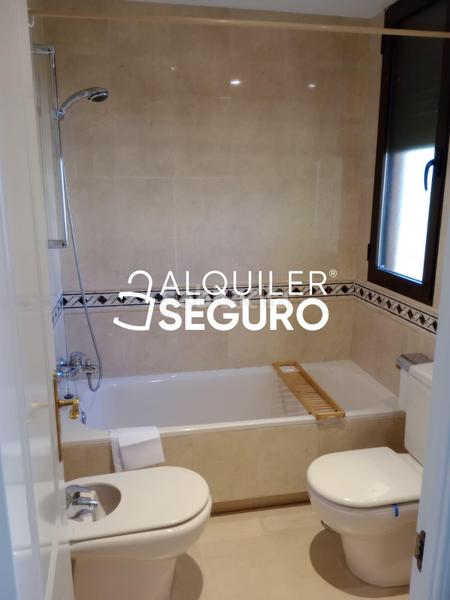 Foto 7d9a01a3-d7dc-4cee-981a-f20d8874dd59. Location appartement avec chauffage parking piscine dans Madrid