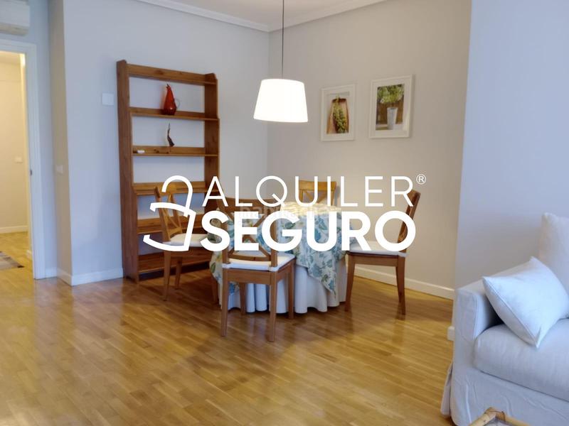 Foto 8d9055ab-cfa3-4dd4-923e-a85c8484ee70. Location appartement avec chauffage parking piscine dans Madrid