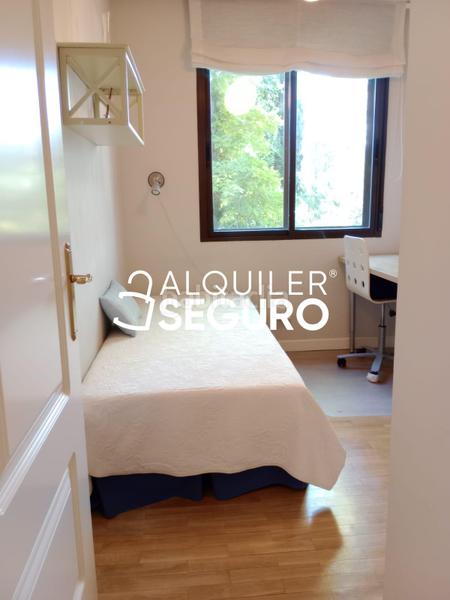 Foto aae197c7-c1ee-483d-9cdf-00dc80710c3a. Location appartement avec chauffage parking piscine dans Madrid