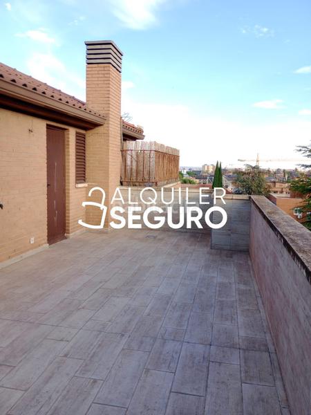 Foto 5ae54a0e-5fa0-4ffd-bf2f-9e5812f634a0. Miete etagenwohnung mit heizung parking pool in San Pascual Madrid
