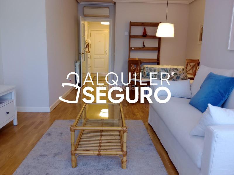 Foto 0a37b816-3ba9-43b3-a9d3-3cc5a21ebb47. Rent flat with heating parking pool in San Pascual Madrid