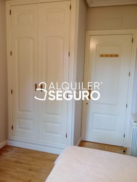 Foto 538f69c5-5c4b-4779-a634-733b27e30870. Rent flat with heating parking pool in San Pascual Madrid