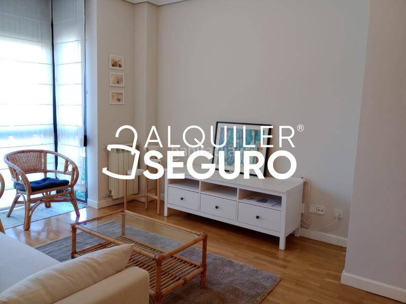 Foto 8b145ef8-315d-48c1-b93f-1c08dc6fe476. Rent flat with heating parking pool in San Pascual Madrid