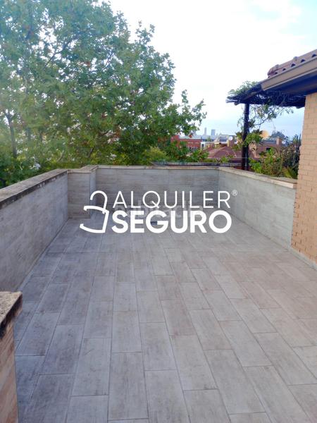 Foto bbb64df6-496f-47d8-8708-cbeb04b9dd27. Rent flat with heating parking pool in San Pascual Madrid