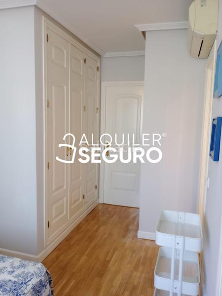Foto dd536caa-5e28-4150-b418-4927f7b3cf6c. Rent flat with heating parking pool in San Pascual Madrid