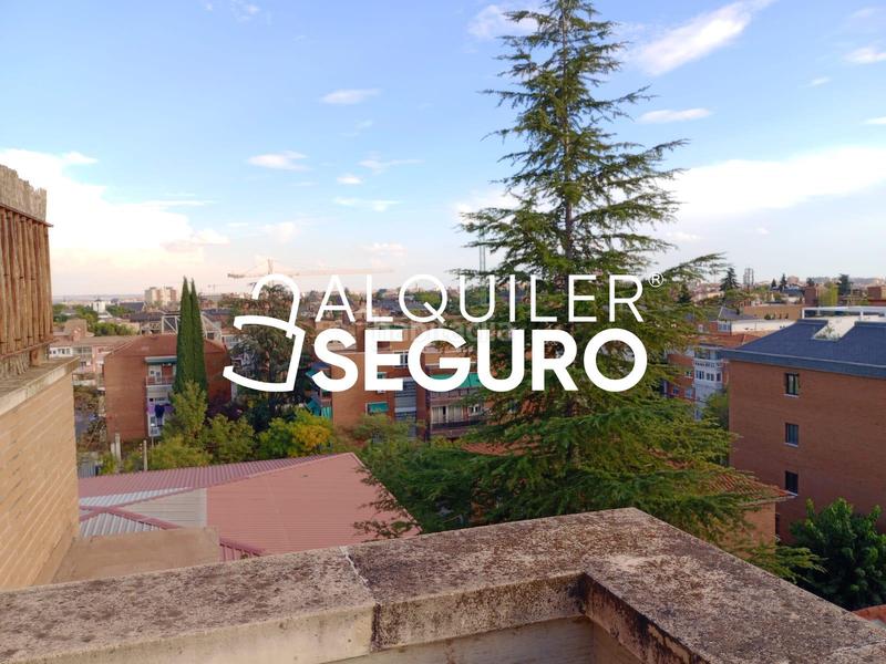 Foto fd24cd50-1568-4985-b3e6-fe3acc4018b6. Rent flat with heating parking pool in San Pascual Madrid