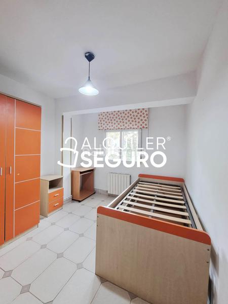 Foto f945f6c3-97c5-4b80-85a1-2b3dbe90ac68. Miete etagenwohnung mit heizung in Villalba Estación Collado Villalba